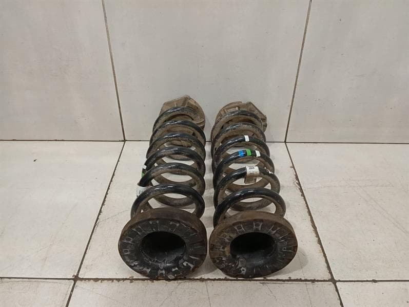JAGUAR i-PACE X590 EV400 Coil Spring Rear J9D3-5534-BB Rear Suspension Spring SET