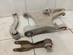 JAGUAR Jaguar i-PACE X590 EV400 Left Rear Hub T4K9598 Wheel Bearing Housing Rear Left — thumbnail 9
