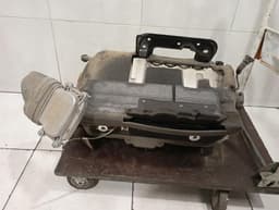 JAGUAR JAGUAR i-PACE X590 EV400 REAR DRIVE ENGINE J9D3-75764-AJ ENGINE 170.31 I=9.04 — thumbnail 9