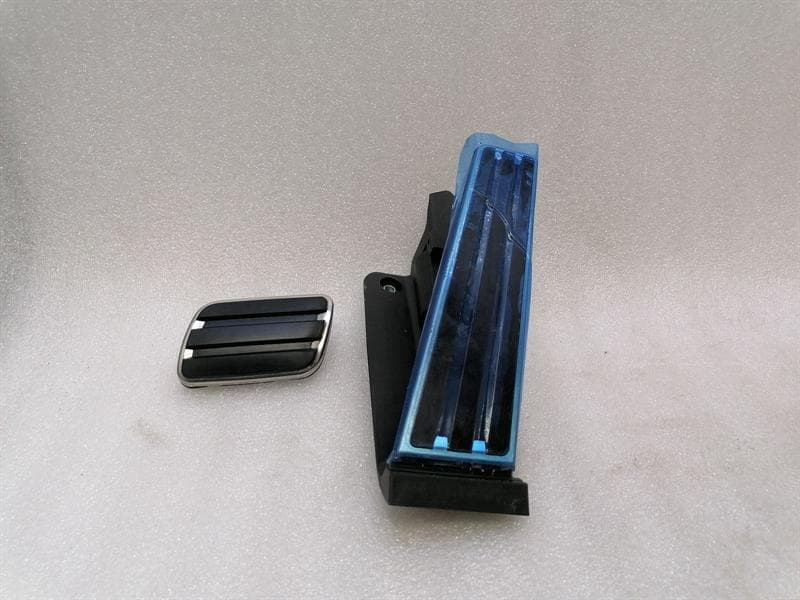PORSCHE Porsche Taycan 9J Throttle Pedal (Electrical) 992723507D Throttle