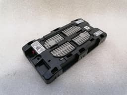 PORSCHE Porsche Taycan 9J electronic module 9J1035504B control unit NFC CHARGER — thumbnail 4
