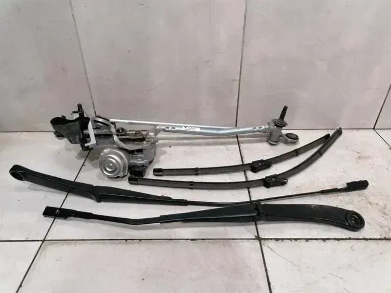 PORSCHE Porsche Taycan 9J Front Wiper Linkage 9J1955120D Wiper Motor Front RHD