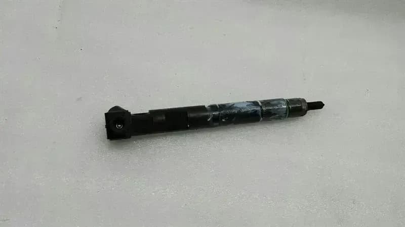 Mercedes E Class W212 W204 Fuel Injector Fuel Injector M651 CDI A6510702387