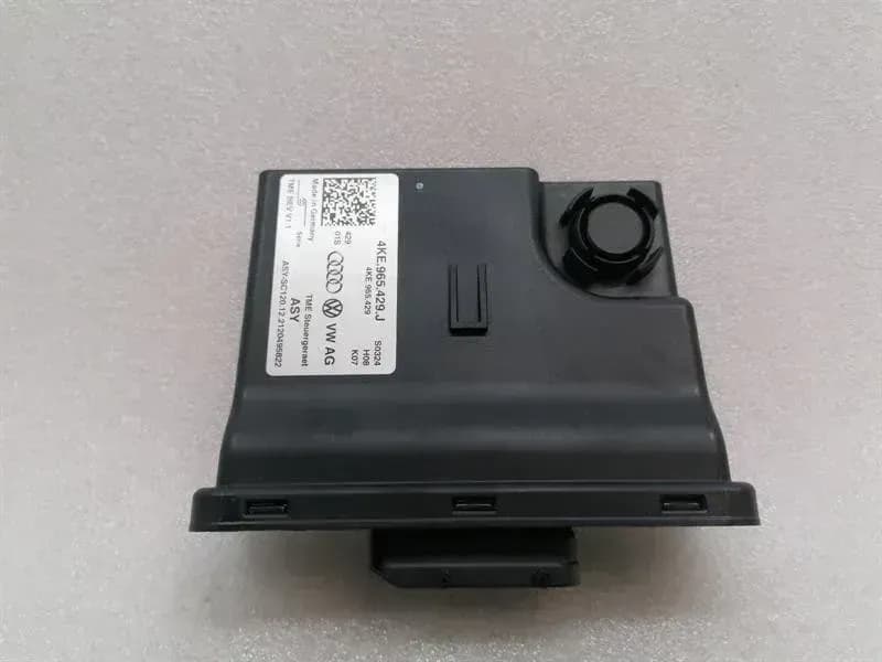 Porsche Taycan 9J electronic module 4KE965429J control unit thermal management