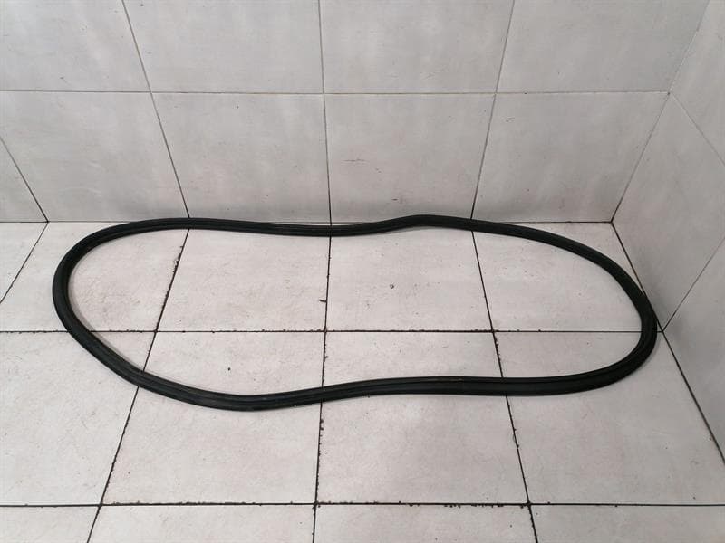 PORSCHE Porsche Taycan 9J Door Seal 9J0827705 Door Seals TAILGATE BOOT LID