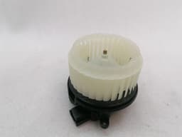 PORSCHE Porsche Taycan 9J Heater Blower 973907521C Engine Heater Blower RHD — thumbnail 4
