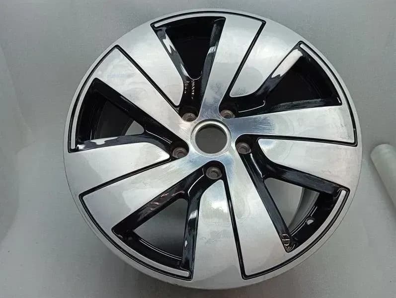 Porsche Taycan 9J Alloy Wheel 9J1601025C Alloy Wheel
