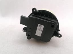 PORSCHE Porsche Taycan 9J Heater Blower 973907521C Engine Heater Blower RHD — thumbnail 2