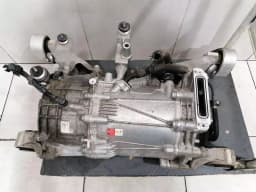 PORSCHE Porsche Taycan 9J Engine FRONT AXLE DRIVE MOTOR EBG Electric Drive ENGINE — thumbnail 4