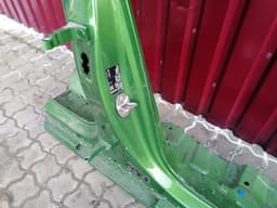 PORSCHE Porsche Taycan 9J Turismo RH side skirt 9J0809086 right sill right chassis — thumbnail 6