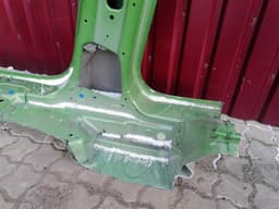 PORSCHE Porsche Taycan 9J Turismo RH side skirt 9J0809086 right sill right chassis — thumbnail 9