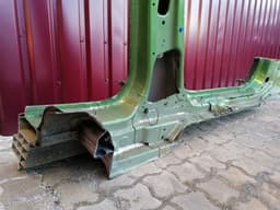 PORSCHE Porsche Taycan 9J Turismo side skirt 9J0809085 left sill chassis — thumbnail 10