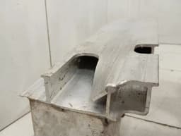 PORSCHE Porsche Taycan 9J rear bumper beam 9J1803184C rear bumper carrier — thumbnail 3