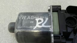 AUDI Audi A4 8W RLH door window motor 8W0959811 window regulator motor rear left — thumbnail 6
