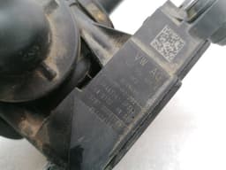 PORSCHE Porsche Taycan 9J heater valve 9J1906459A heater valve — thumbnail 7