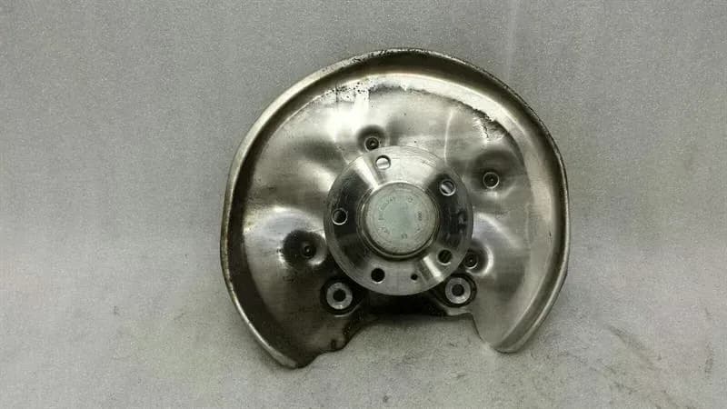 AUDI Audi A4 8W right rear hub 8W0505432S wheel bearing housing rear right