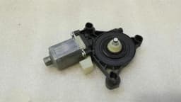 AUDI Audi A4 8W FRH door window motor 8W0959802 window regulator motor front right — thumbnail 3