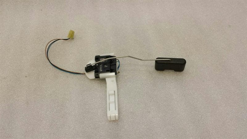 AUDI Audi A4 8W fuel level sensor 8W0919673C level sensor
