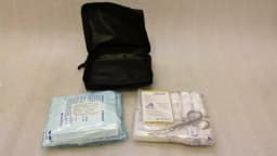 AUDI Audi A4 8W First Aid Kit 8W0860282B dressing box dressing bag — thumbnail 3