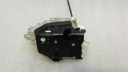 AUDI Audi A4 8W rear left door lock 4G0839015F door lock rear left — thumbnail 6