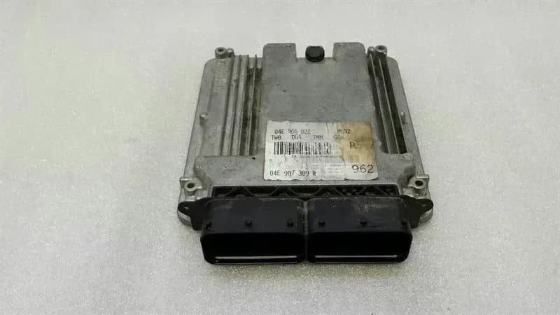 AUDI Audi A4 8W Engine ECU 04E907309R Engine Control Unit 1.4 TFSI