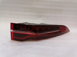 JAGUAR JAGUAR i-PACE X590 EV400 RRH Light J9D3-13404-CC Tail Light Rear Right — thumbnail 9