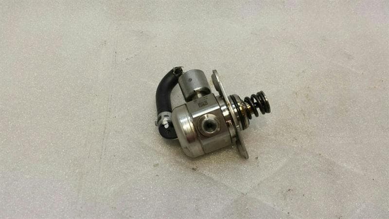 AUDI Audi A4 8W Fuel Pump Mechanical 04E127025B Fuel Pump 1.4 TFSI