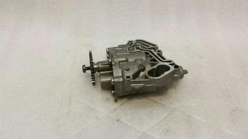 AUDI Audi A4 8W 1.4 TSI oil pump 04E115109E oil pump oil auxiliary pump CZE