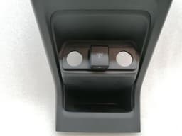 JAGUAR Jaguar i-PACE X590 EV400 rear seat heating J9D3-04569-A rear seat heater — thumbnail 10