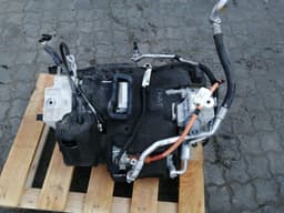JAGUAR JAGUAR i-PACE X590 EV400 ENGINE J9D3-75762-AJ ENGINE FRONT 171.46 I=9.04 — thumbnail 1