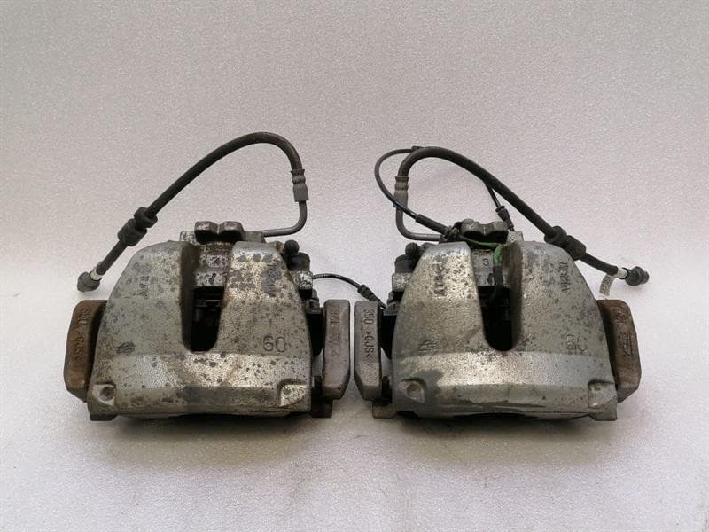 JAGUAR Jaguar i-PACE X590 EV400 Front Brake Caliper T4K16278 Front Brake Caliper Set