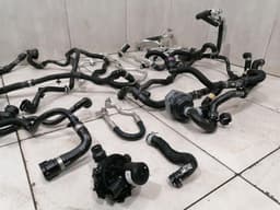JAGUAR JAGUAR i-PACE X590 EV400 cooling pipe set M9D3-8D316-AB cooling water hose set — thumbnail 3