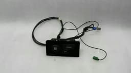MERCEDES-BENZ Mercedes CLS W218 Control Unit A2188210311 USB AND IPOD INTERFACE — thumbnail 1