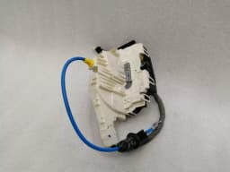 MERCEDES-BENZ Mercedes CLS W218 FLH door lock A2047202735 door lock front left Kessy — thumbnail 3