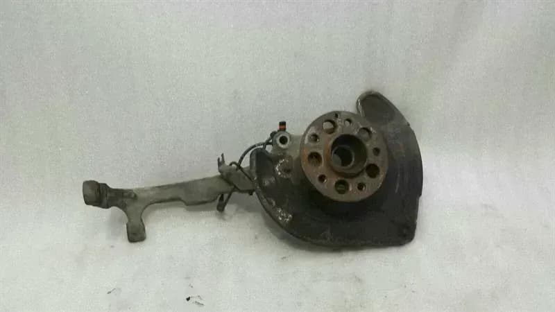 Mercedes S-Class W221 Left Front Hub A2213323901 Wheel Bearing Housing Front 4Matic Li
