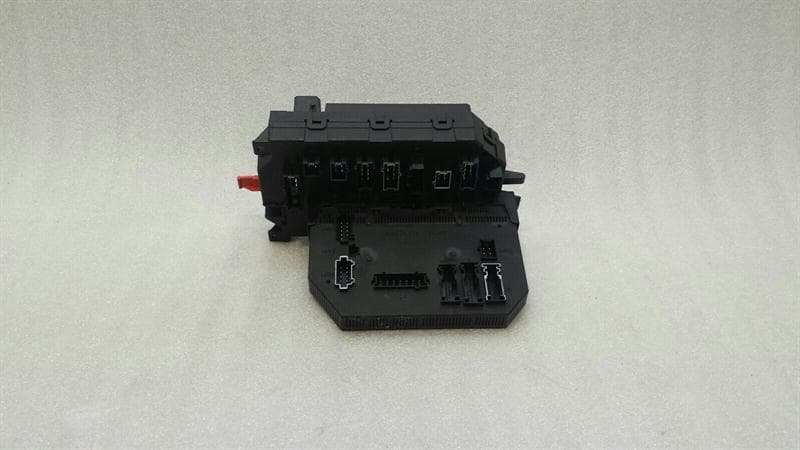 MERCEDES-BENZ Mercedes S-Class W221 Fuse Box A2215402862 Fuse Box SAM