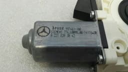 MERCEDES-BENZ Mercedes S-Class W221 RRH Door Window Motor A2218203042 Window Regulator Motor — thumbnail 5