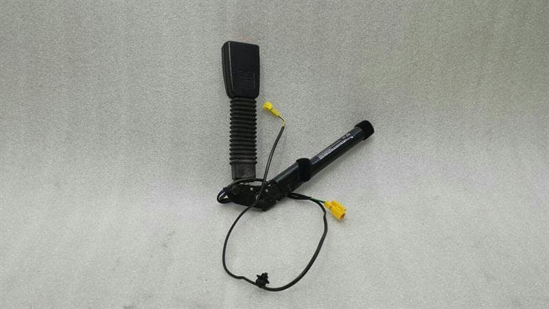 MERCEDES-BENZ Mercedes CLS W219 FRH Seatbelt Tensioner A2198600869 Seat Belt Tensioner Front Right