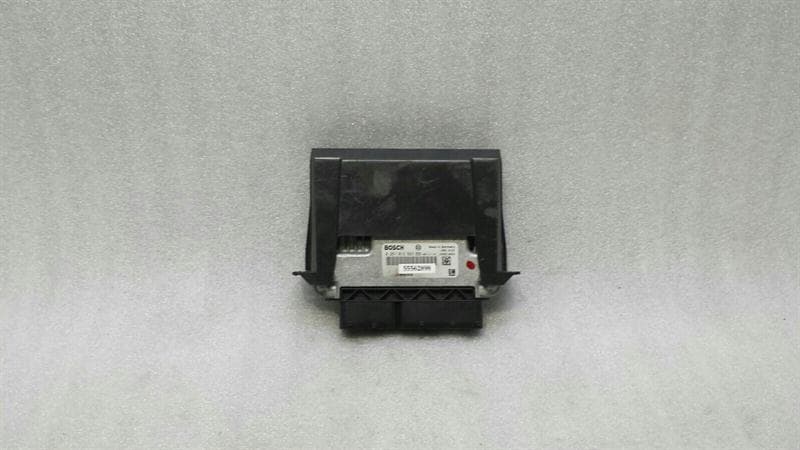 SAAB SAAB 9-5 95 Engine ECU 55562898 Engine Control Unit 1.9 TID