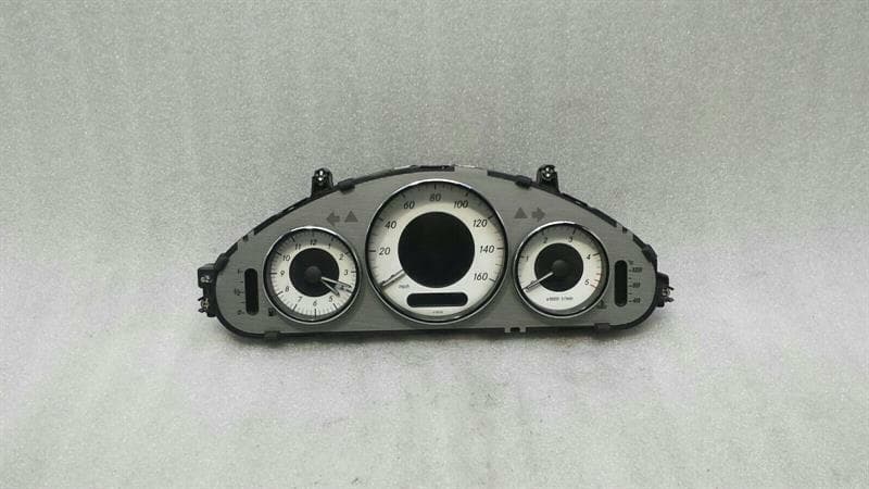 MERCEDES-BENZ Mercedes CLS W219 Instrument Cluster A2195402347 Speedometer MPH OM642 Diesel