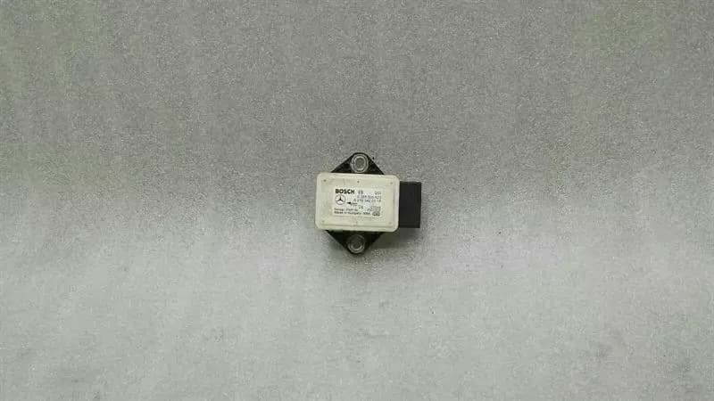 MERCEDES-BENZ Mercedes CLS W219 W211 Yaw Rate Sensor A2165420018 Rotary Rate Sensor