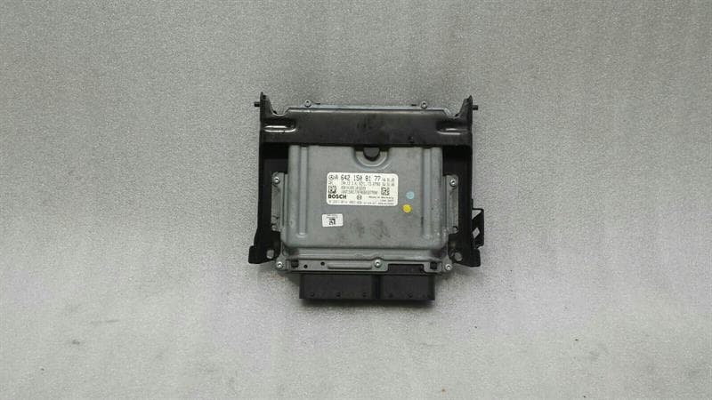 MERCEDES-BENZ MERCEDES CLS W219 Engine ECU A6421508177 Engine Control Unit OM642 CLS320 CDI
