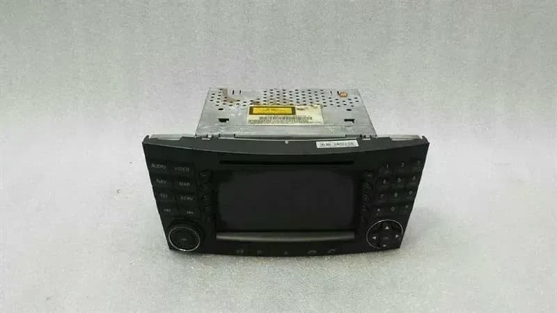 MERCEDES-BENZ Mercedes CLS W219 W211 Navigation Monitor A2118204197 Sat Nav Display Picture Shirt