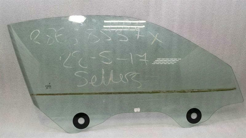 Porsche 911 991 FRH door glass 991543251200 door window front right