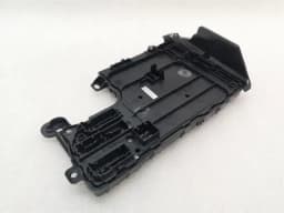 TESLA Tesla Model 3 Standard Range Left Comfort Module 1567455-02-D Control Unit Left — thumbnail 1
