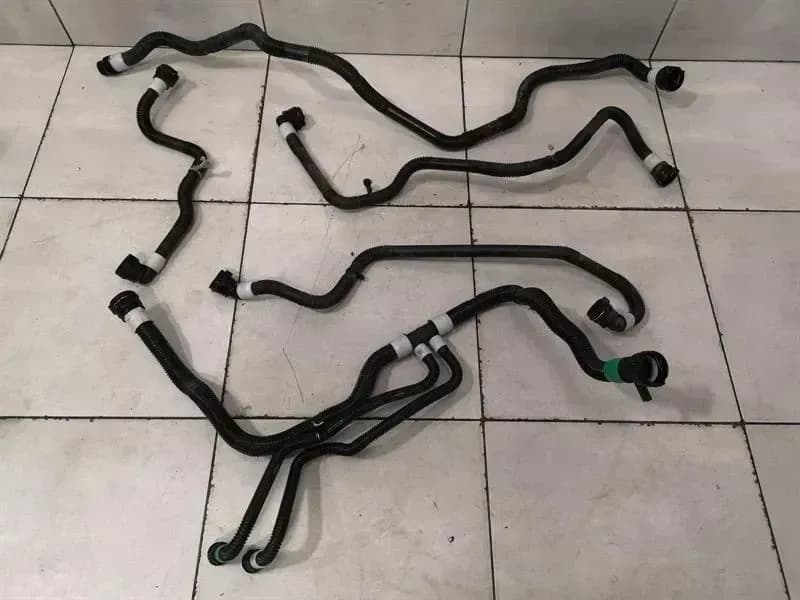 TESLA Tesla Model 3 Standard Range Cooling Pipe 1629591-00-B Coolant Hose Kit