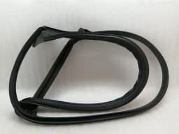 TESLA Tesla Model 3 Front Right Door Seal 1090500-00-M Front Right Door Seals — thumbnail 4