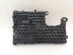TESLA Tesla Model 3 Standard Range Left Comfort Module 1567455-02-D Control Unit Left — thumbnail 4