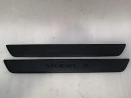 TESLA TESLA MODEL 3 STANDARD RANGE Door Sill MODEL 3 Door Sill Trim — thumbnail 5