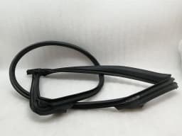 TESLA Tesla Model 3 Rear Right Door Seal 1090510-00-N Rear Right Door Seals — thumbnail 9